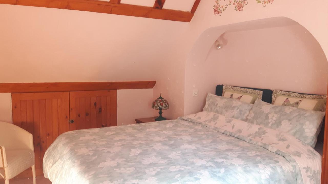 Bed and Breakfast La Meslaie Le Teilleul Exterior foto